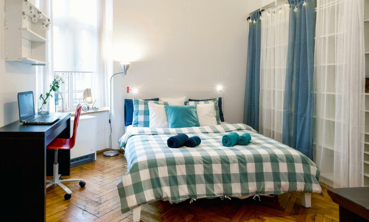 Large And Cozy Apartment 60 M2, Cracow Old Town Cracovia Esterno foto